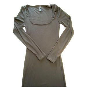 🌻SKIMS LONG SLEEVE LOUNGE DRESS | Black | Size L 🌻